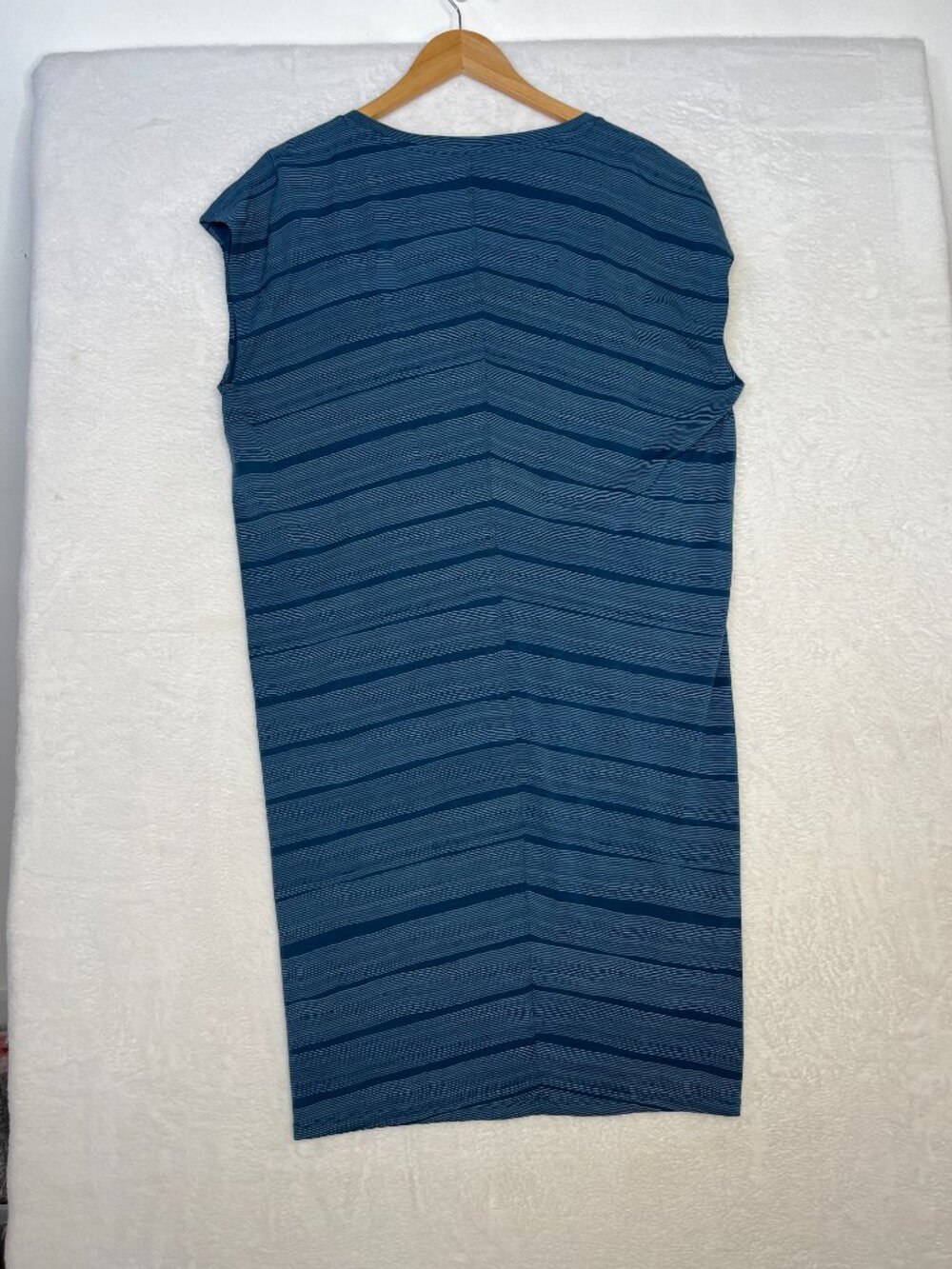 Icebreaker Merino Wool Cool-Lite™ BlueYanni Tee Dress Combed Lines sz L Outdoors - Picture 5 of 8